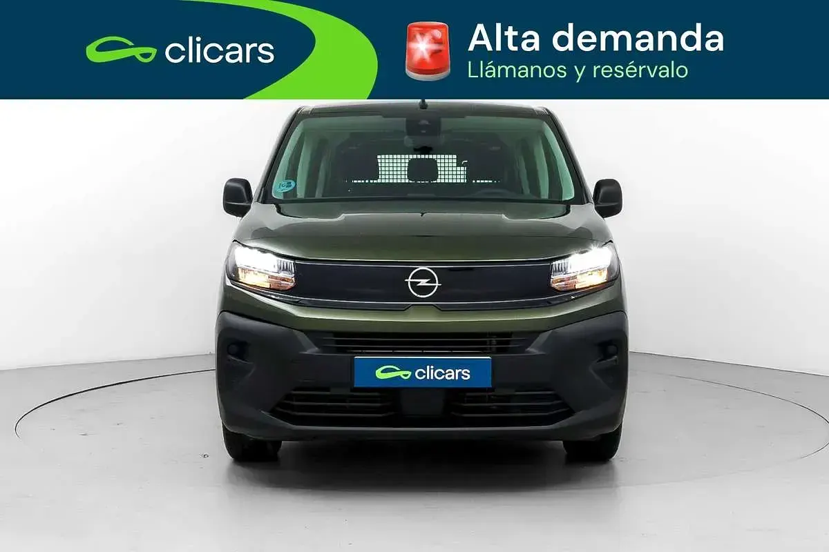 Usado Opel Combo Edition 102 CV (75 kW) 2025 Verde Monovolumen