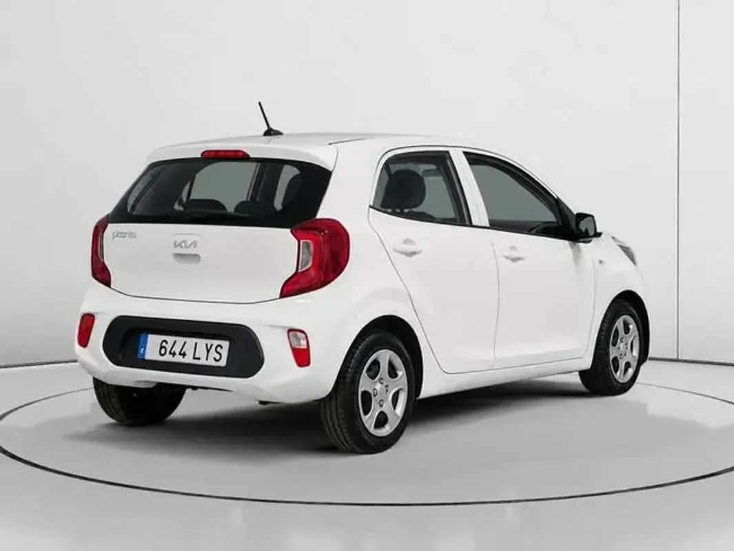 Usado Kia Picanto 67 CV (49 kW) 2022 Blanco Utilitario