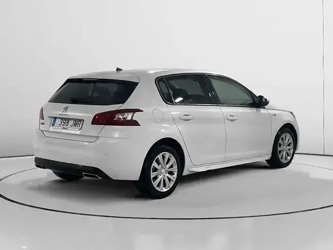 Usado Peugeot 308 Style 110 CV (80 kW) 2016 Blanco Berlina
