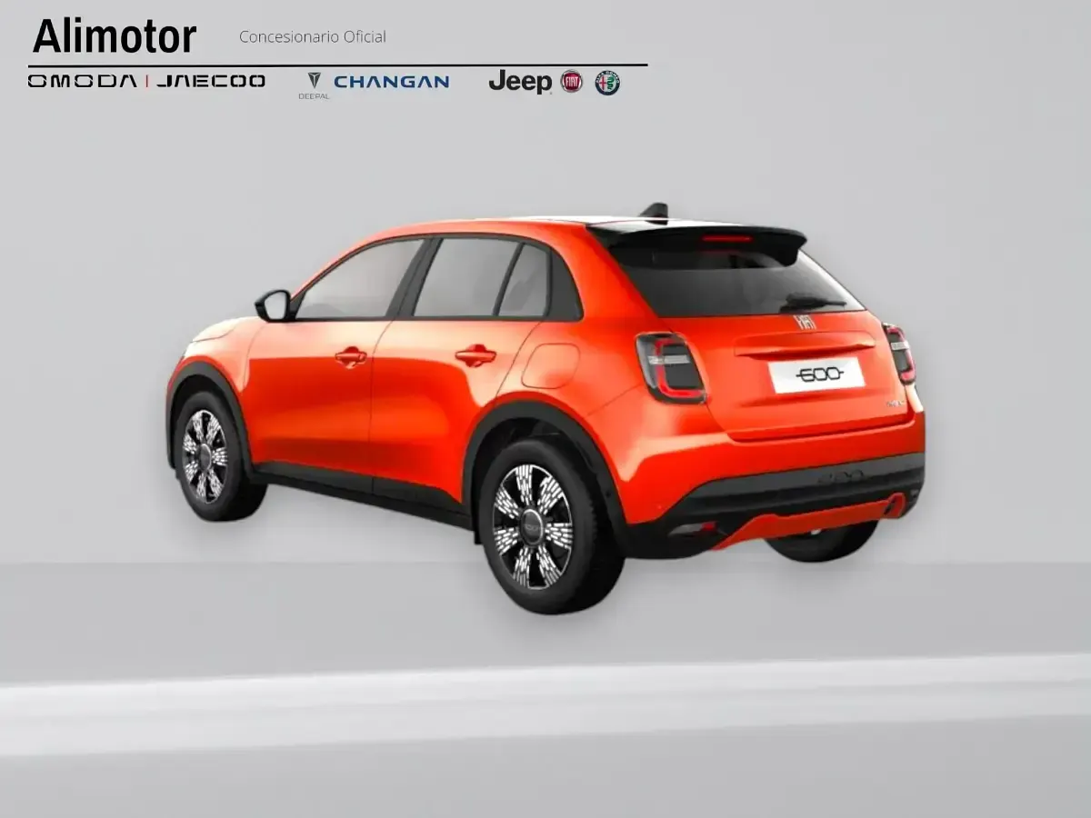 Nuevo Fiat 600 100 CV (73 kW) 2025 Naranja SUV
