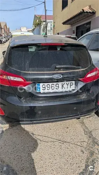 Usado Ford Fiesta Trend 85 CV (62 kW) 2019 Negro Utilitario