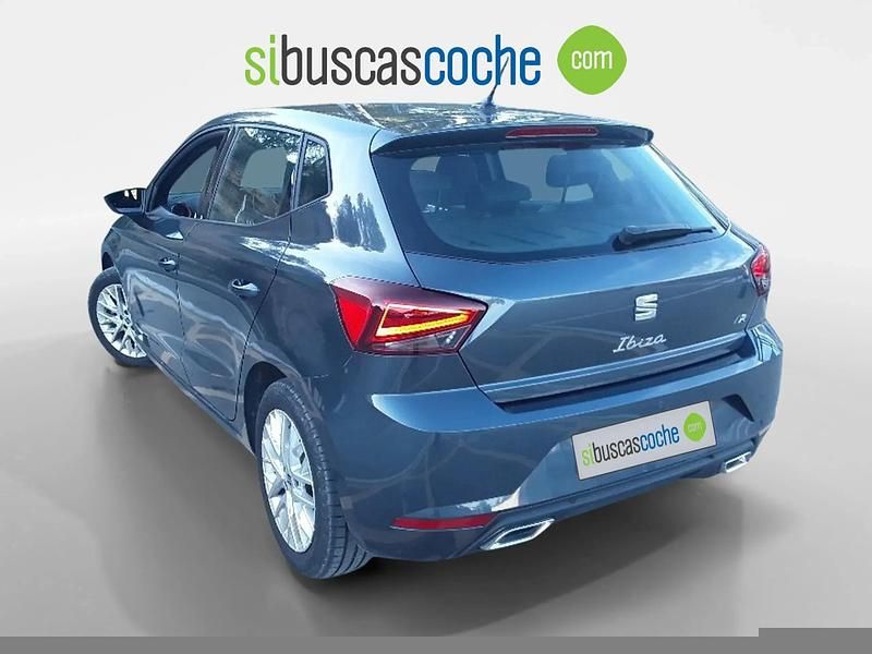 Usado Seat Ibiza FR 115 CV (84 kW) 2024 Negro