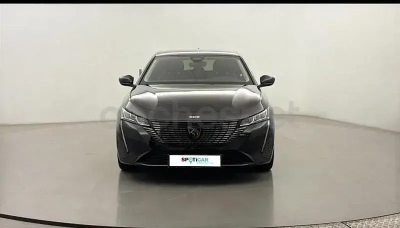 Usado Peugeot 308 Allure 130 CV (95 kW) 2024 Negro Berlina