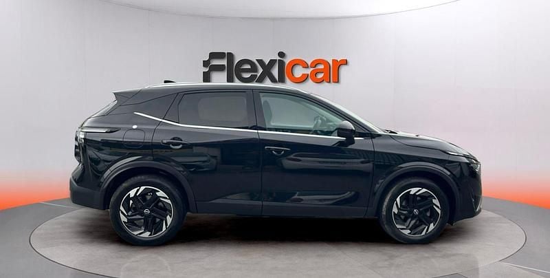 Begagnad Nissan Qashqai N-Connecta 140 HK (102 kW) 2025 Svart SUV