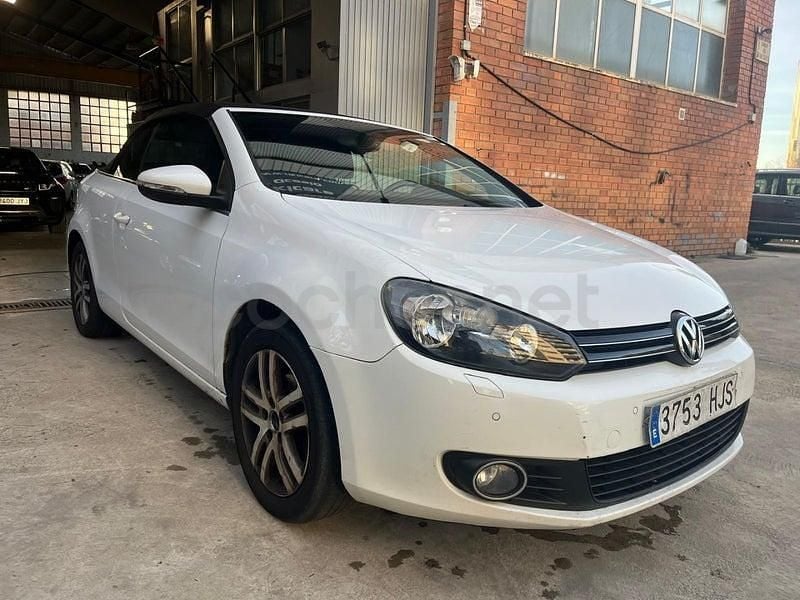 Usado VW Golf Cabriolet 105 CV (77 kW) 2012 Blanco Descapotable