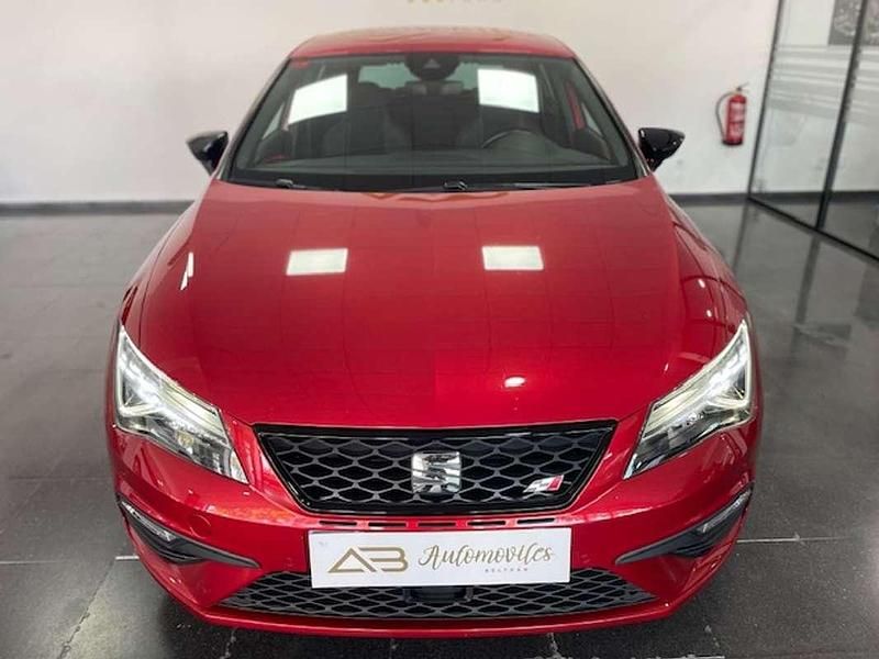 Usado Seat Leon ST CUPRA 290 CV (213 kW) 2018 Burdeos Familiar