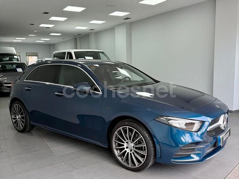 Azul Usado 2021 Mercedes A250 Berlina | 27.990 € (Precio justo) - Imagen 1/4
