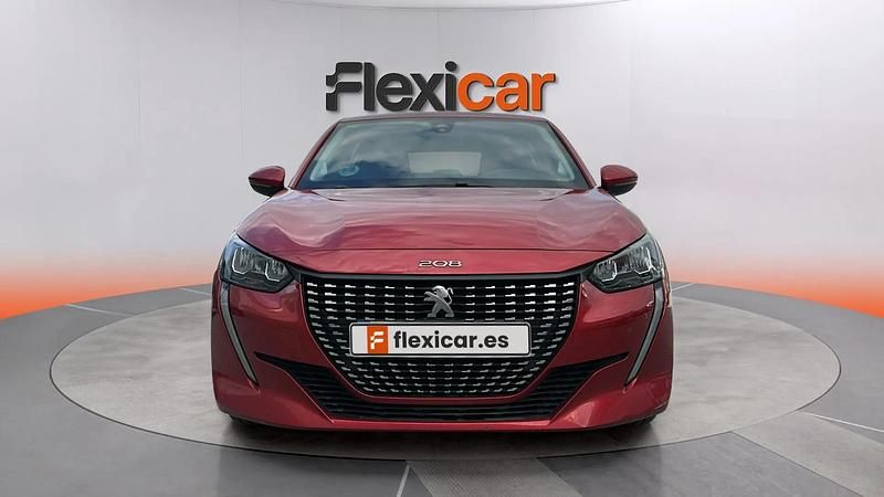 Usado Peugeot 208 Active 102 CV (75 kW) 2021 Rojo Utilitario