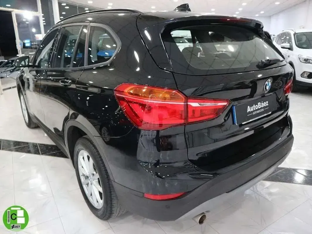 Usado BMW X1 116 CV (85 kW) 2019 Negro SUV