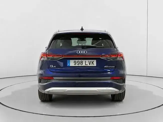 Usado Audi Q4 e-tron Advanced 150 kW (204 CV) 2021 Azul SUV