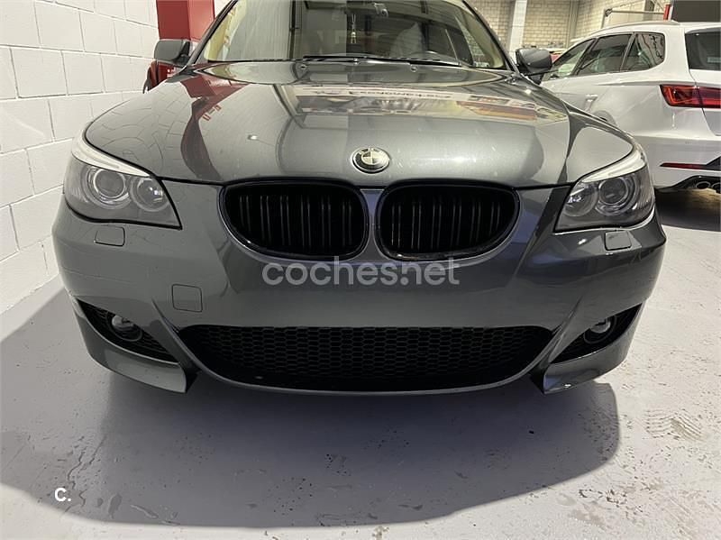Usado BMW 520 163 CV (119 kW) 2006 Gris / plata Familiar