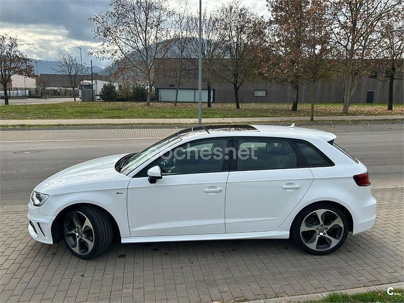 Usado Audi A3 S-Line 125 CV (91 kW) 2016 Blanco Berlina