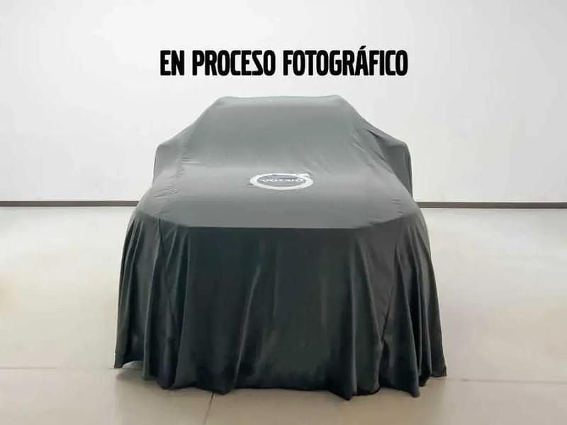 Begagnad Volvo XC60 Core 2023 Grå SUV