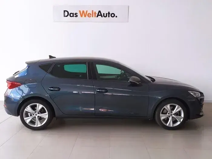 Nuevo Seat Leon FR 150 CV (110 kW) 2026 Azul