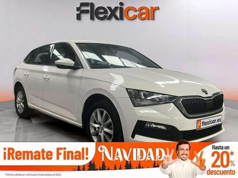 Blanco Usado 2021 Skoda Scala Ambition Utilitario | 13.490 € (Buen precio) - Imagen 1/4
