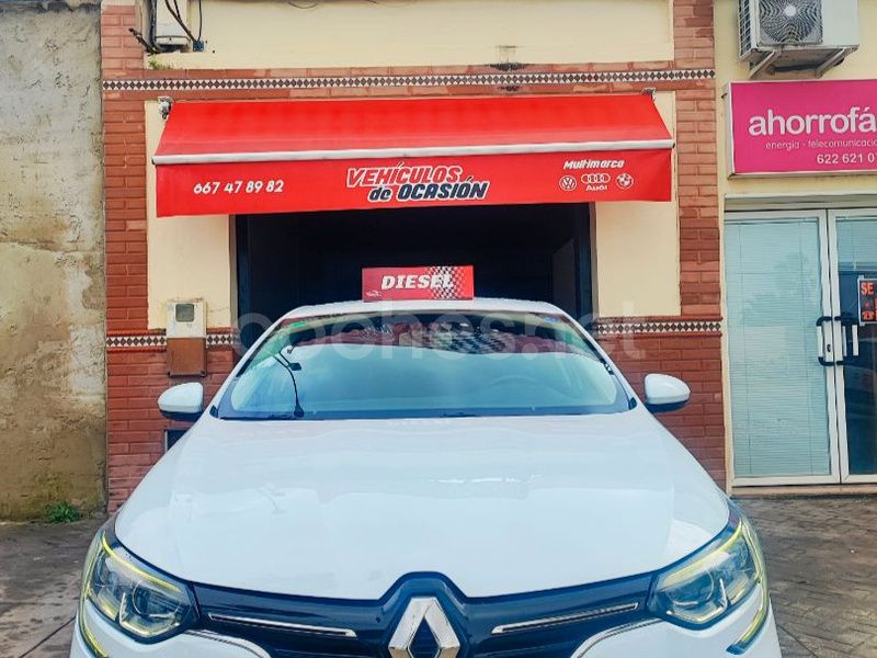 Blanco Usado 2017 Renault Mégane IV Business Berlina | 12.790 € (Precio justo) - Imagen 1/4