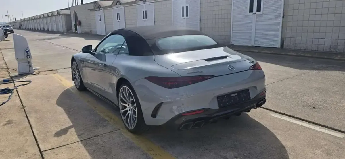 Usado Mercedes SL63 AMG AMG 585 CV (430 kW) 2023 Gris Coupe