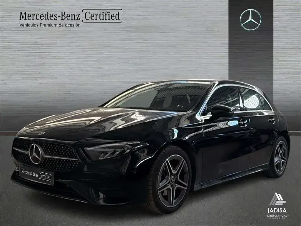 Usado Mercedes A180 136 CV (100 kW) 2025 Negro Berlina