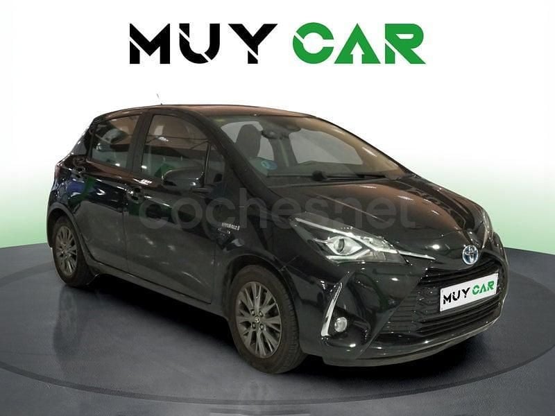 Negro Usado 2018 Toyota Yaris Hybrid Active Berlina | 14.490 € (Precio justo) - Imagen 1/4