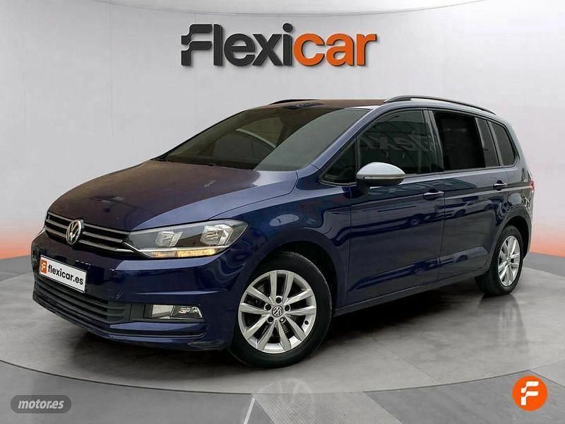 Usado VW Touran Advance 115 CV (84 kW) 2017 Azul Monovolumen