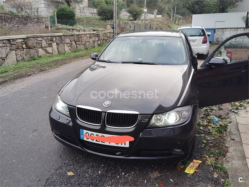 Negro Usado 2005 BMW 320 Berlina | 5000 € (Caro) - Imagen 1/4