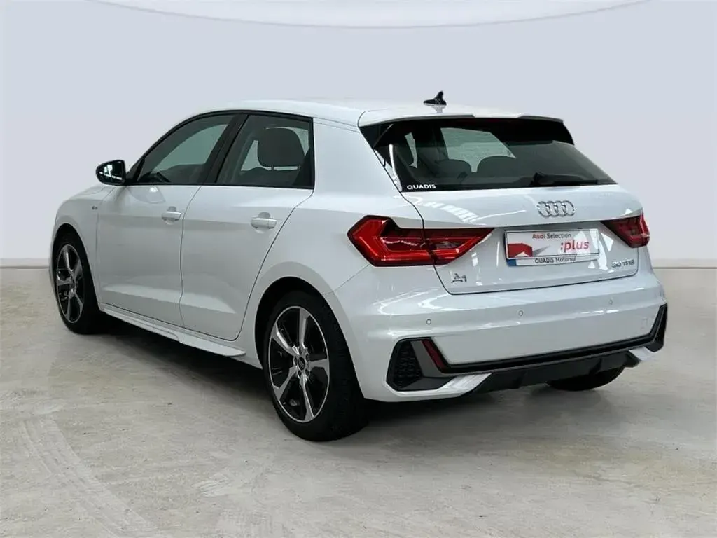 Usado Audi A1 Sportback 116 CV (85 kW) 2024 Blanco glaciar Utilitario