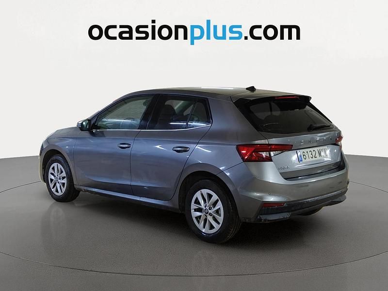 Usado Skoda Fabia Selection 95 CV (69 kW) 2025 Gris Berlina