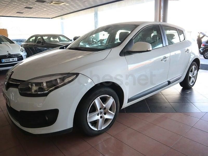 Usado Renault Mégane Bose Edition 110 CV (80 kW) 2015 Blanco Berlina