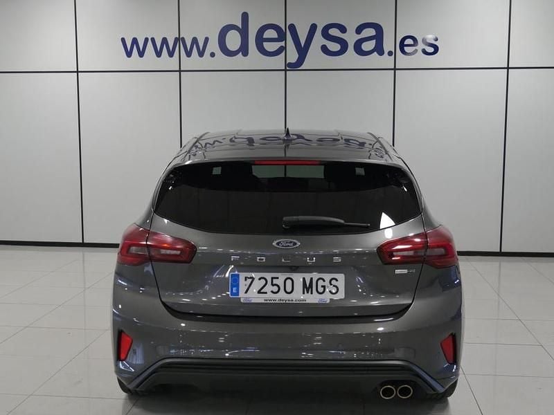Usado Ford Focus ST-Line 155 CV (114 kW) 2023 Gris Berlina