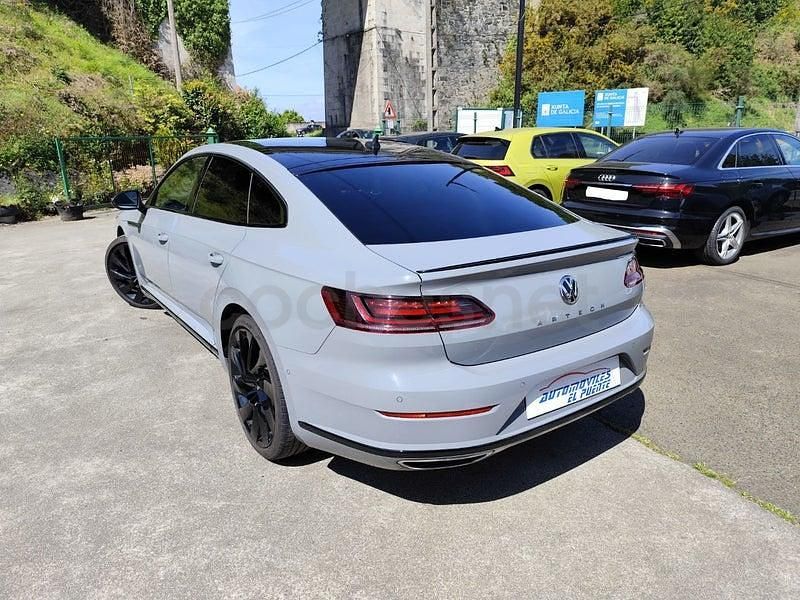 Usado VW Arteon R-line 190 CV (139 kW) 2020 Gris / plata Berlina