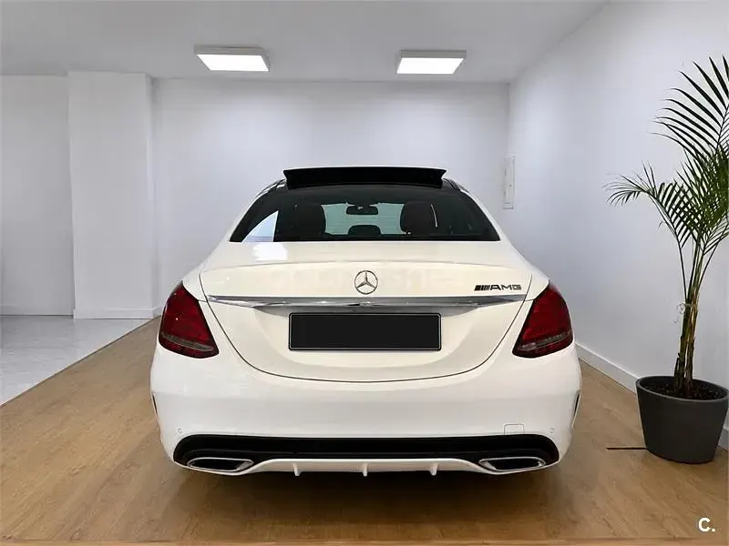 Usado Mercedes C220 Avantgarde 170 CV (125 kW) 2016 Blanco Berlina