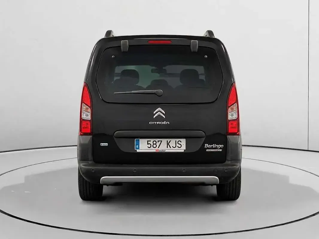 Usado Citroën Berlingo PureTech 110 CV (80 kW) 2018 Negro Monovolumen