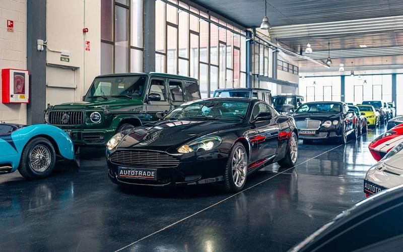 Negro Usado 2005 Aston Martin DB9 Coupe | 59.500 € - Imagen 1/4