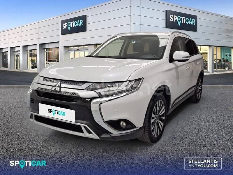 Blanco Usado 2020 Mitsubishi Outlander Motion SUV | 17.900 € (Precio justo) - Imagen 1/4