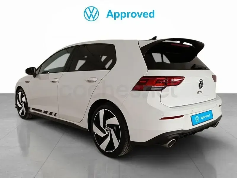 Usado VW Golf VIII GTI Clubsport 301 CV (221 kW) 2024 Blanco Berlina
