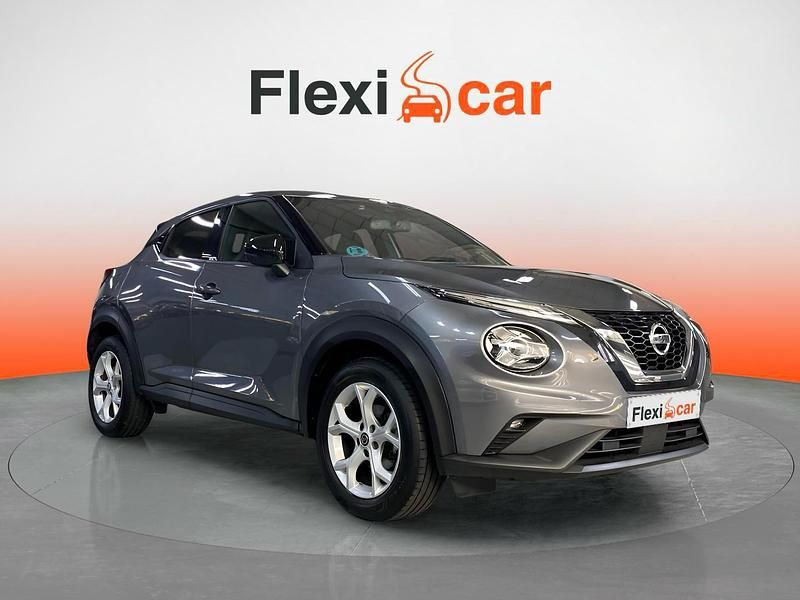 Usado Nissan Juke N-Connecta 114 CV (83 kW) 2022 Gris SUV