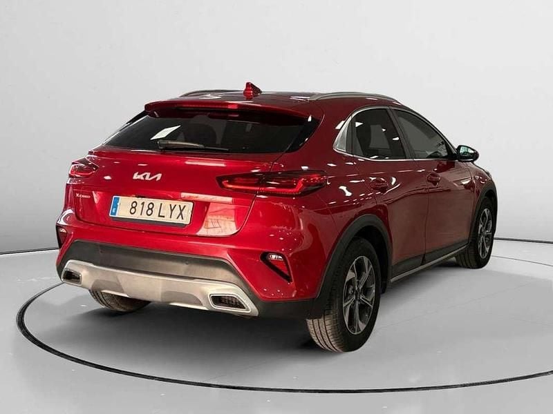 Usado Kia XCeed 121 CV (88 kW) 2022 Rojo SUV