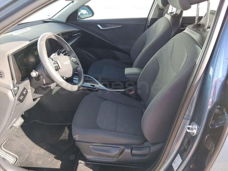 Usado Kia Niro 141 CV (103 kW) 2023 Azul SUV