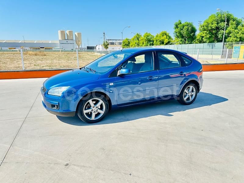 Azul Usado 2006 Ford Focus Sport Berlina | 2999 € (Precio justo) - Imagen 1/4