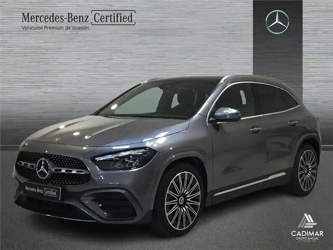 Usado Mercedes GLA200 150 CV (110 kW) 2025 SUV