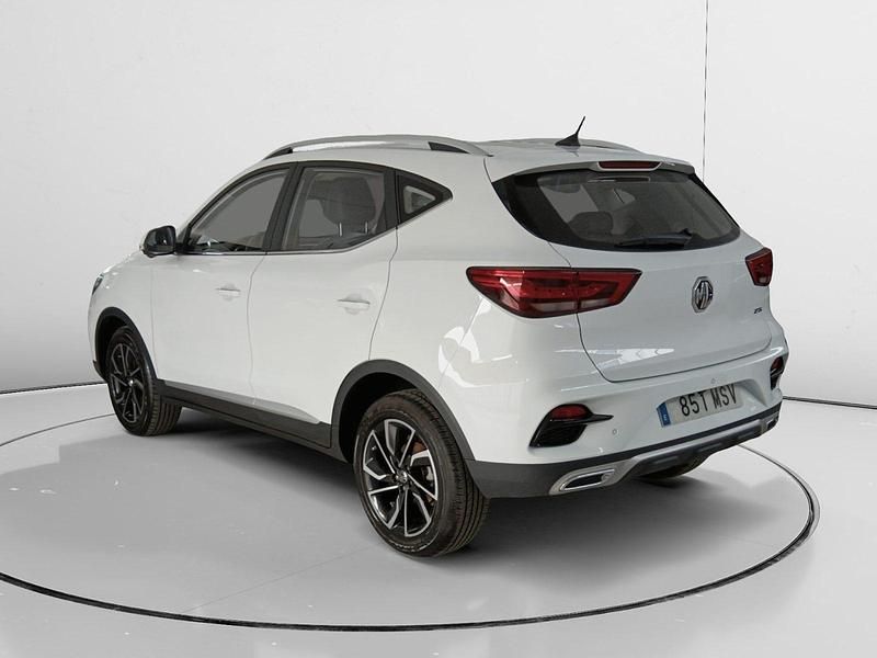 Usado MG ZS Luxury 106 CV (77 kW) 2023 Blanco Berlina