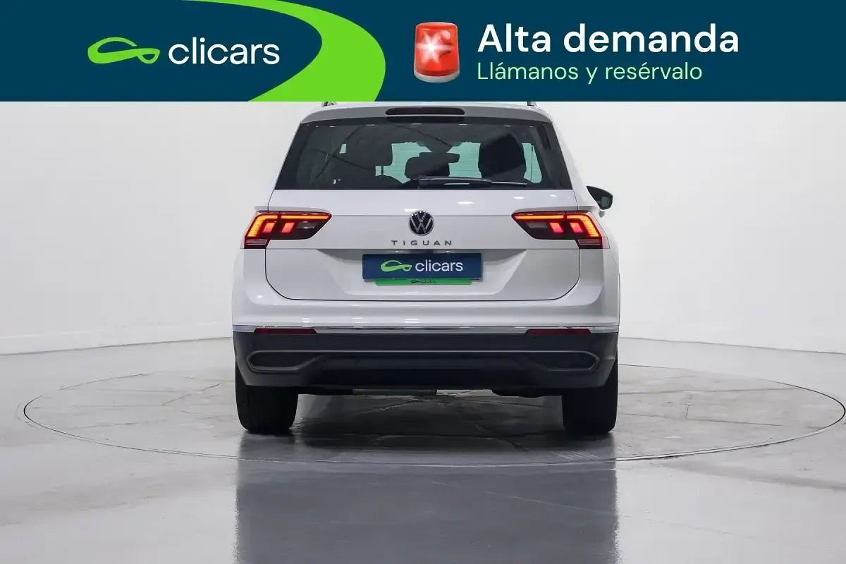 Usado VW Tiguan Life 123 CV (90 kW) 2022 Blanco SUV