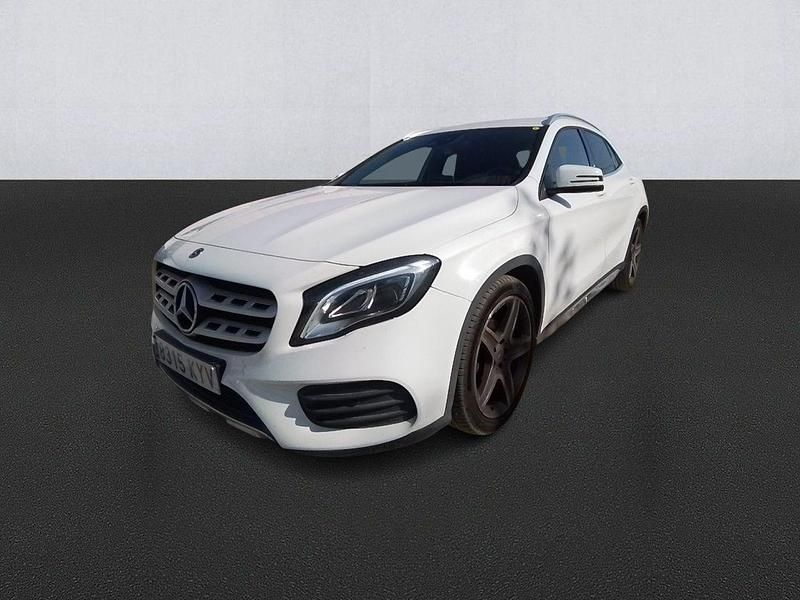 Blanco Usado 2019 Mercedes GLA200 SUV | 27.700 € (Un poco caro) - Imagen 1/4