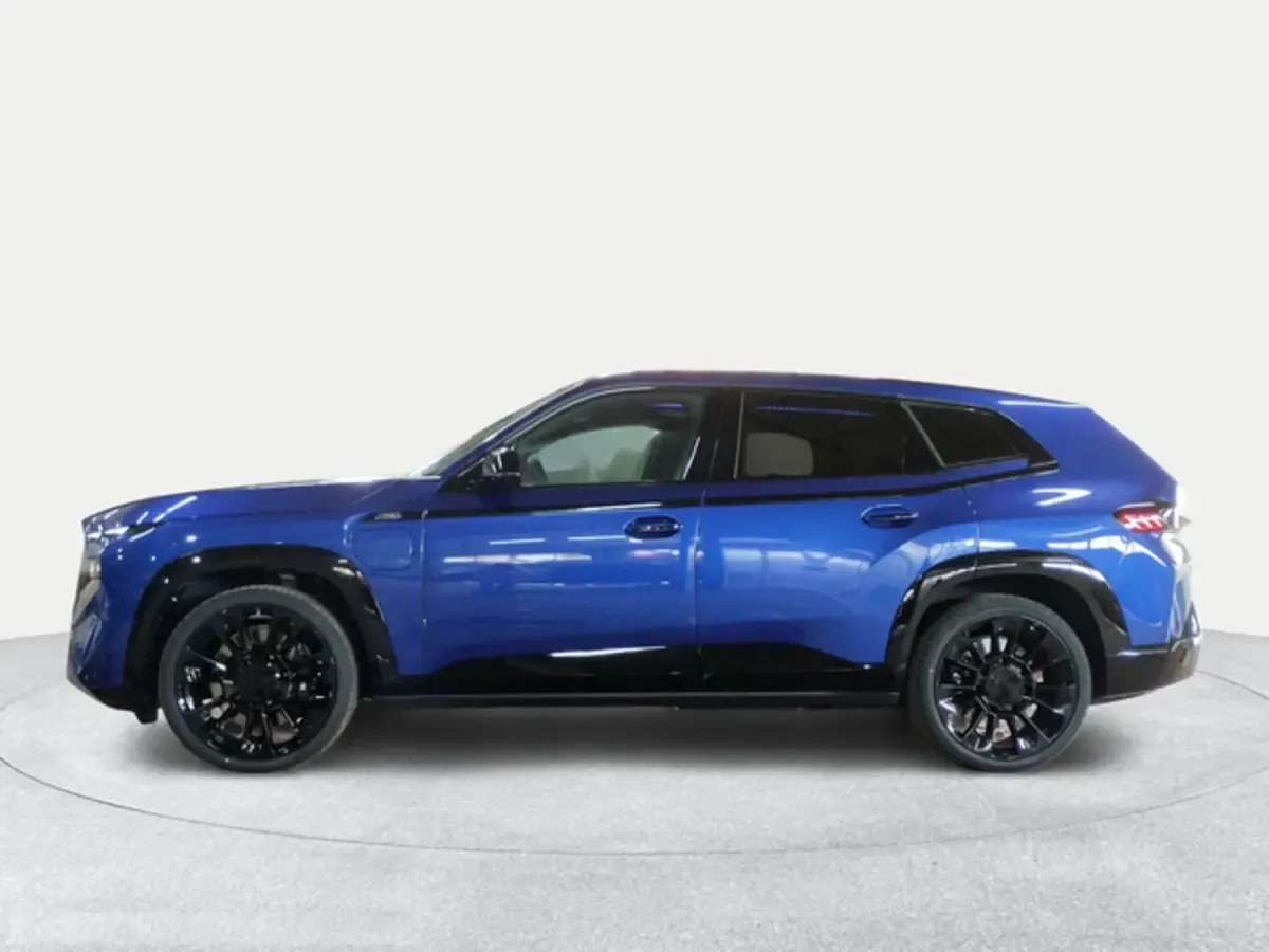 Usado BMW XM Comfort Edition 476 CV (350 kW) 2026 Azul SUV