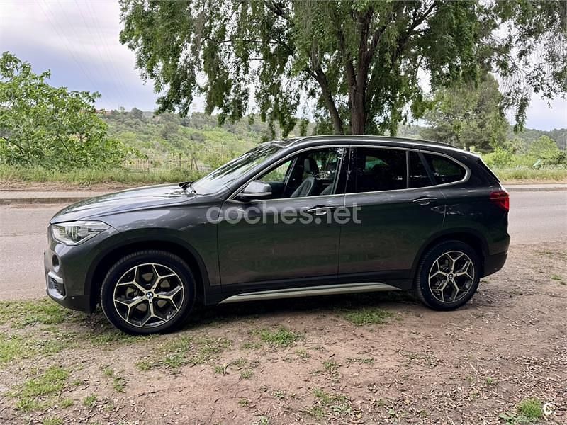 Usado BMW X1 150 CV (110 kW) 2018 Gris / plata SUV