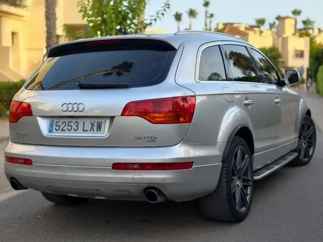 Usado Audi Q7 234 CV (172 kW) 2006 Gris SUV