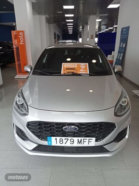 Plateado Usado 2023 Ford Fiesta ST-Line Utilitario | 18.000 € (Un poco caro) - Imagen 1/4