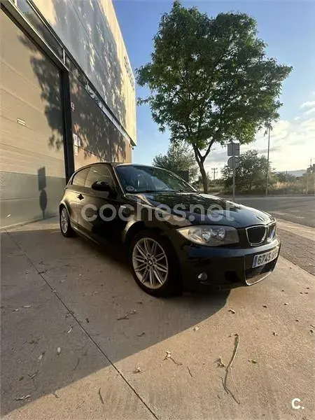 Usado BMW 118 143 CV (105 kW) 2008 Negro Utilitario