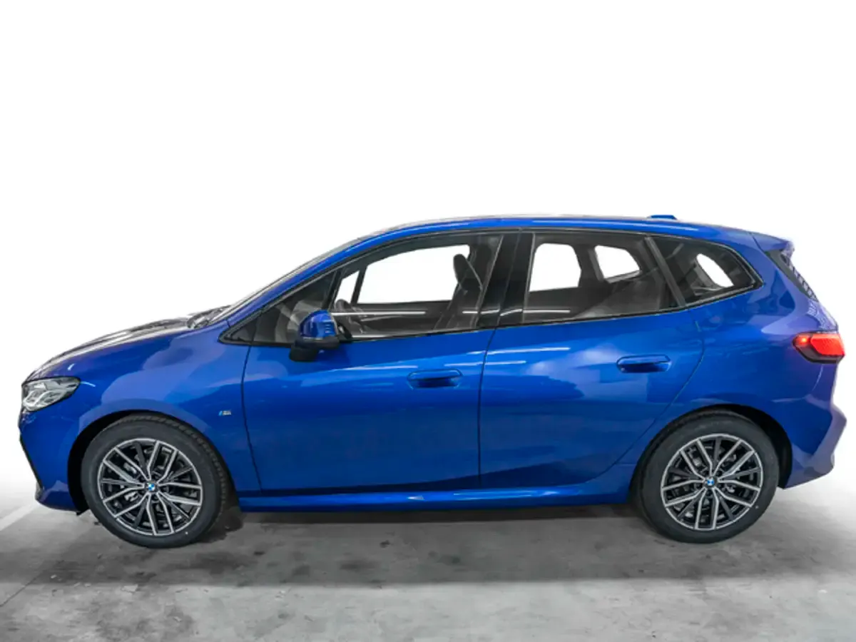 Usado BMW 218 Active Tourer Comfort Edition 136 CV (100 kW) 2025 Azul Monovolumen