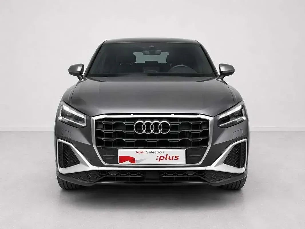 Usado Audi Q2 150 CV (110 kW) 2025 Gris SUV